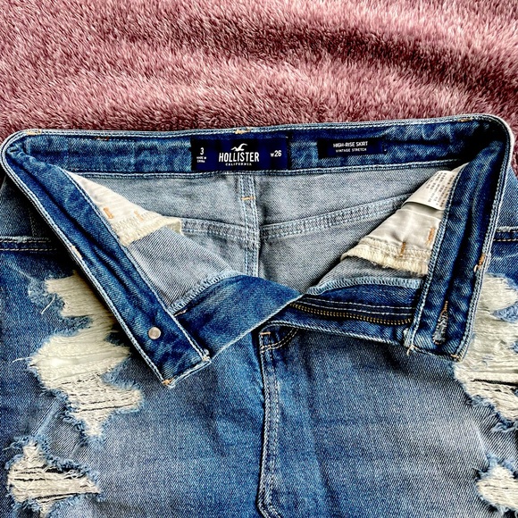 Hollister High-Rise Jean Skirt - Picture 3 of 4
